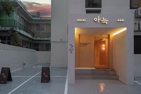 Anook Hotel Guri