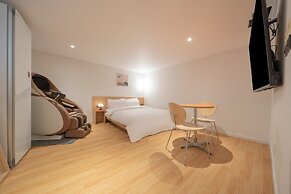 Anook Hotel Guri