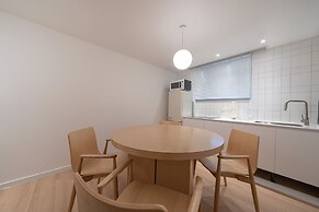 Anook Hotel Guri
