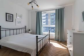 Bastion Wałowa by Q4Apartments
