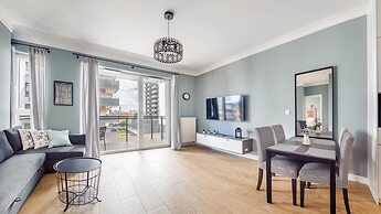 Bastion Wałowa by Q4Apartments