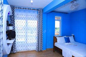 Le Mach Apartments