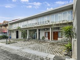 Capital O 90983 Harmony Easy Stay