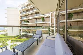 Cozy beachfront 1 bedroom apartment -Th8
