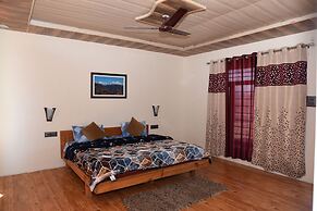 Hill View Retreat