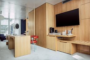 Met Boutique Hotel