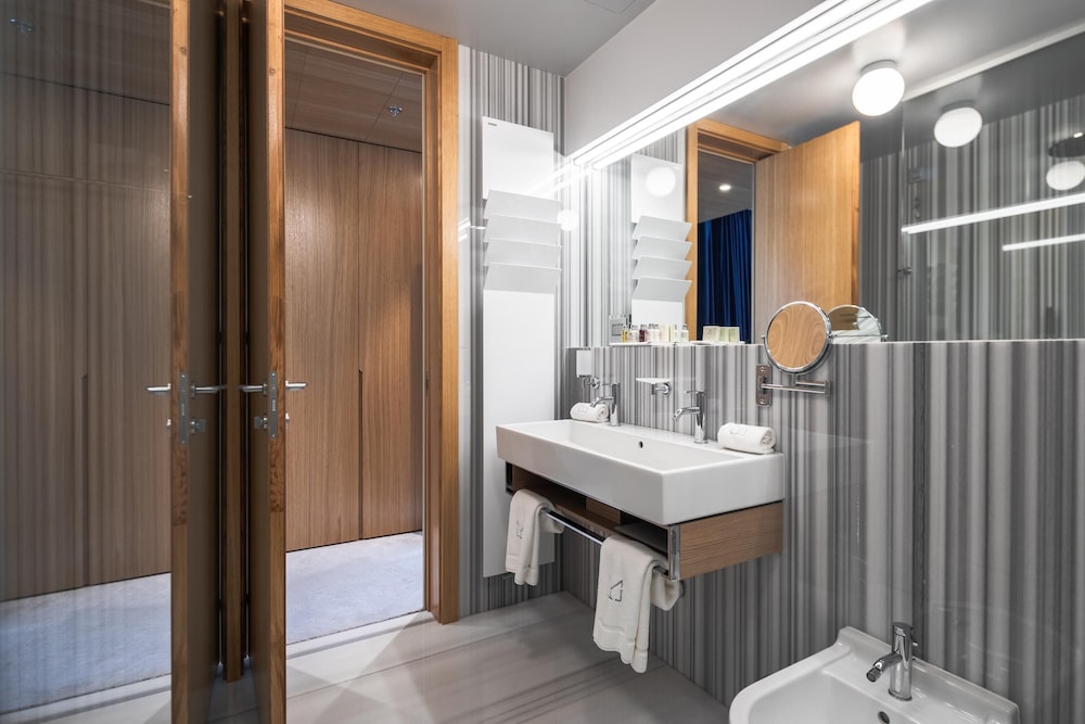 Met Boutique Hotel