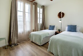 Aragó Suites