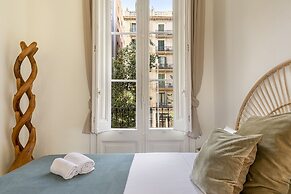 Aragó Suites