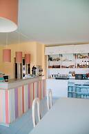 ARCA NOVA GUEST HOUSE & HOSTEL
