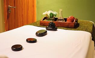 URBAN PARK SUITES HOTEL