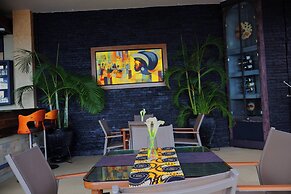 URBAN PARK SUITES HOTEL