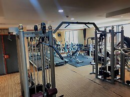 URBAN PARK SUITES HOTEL