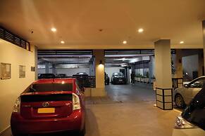 URBAN PARK SUITES HOTEL