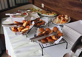URBAN PARK SUITES HOTEL
