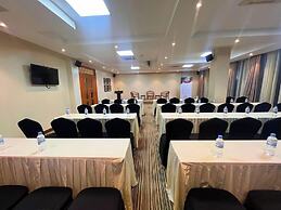 URBAN PARK SUITES HOTEL