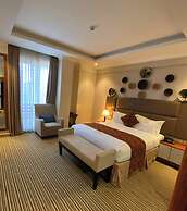 URBAN PARK SUITES HOTEL