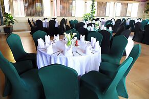 URBAN PARK SUITES HOTEL