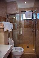URBAN PARK SUITES HOTEL
