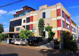 URBAN PARK SUITES HOTEL