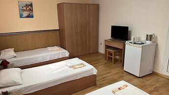 Hayat Hotel Ltd