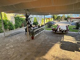 Hayat Hotel Ltd