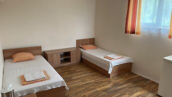 Hayat Hotel Ltd