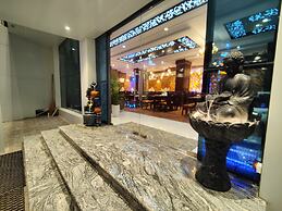 Hotel Mandi Heights - Bar, Fine Dining & Banquet Hall