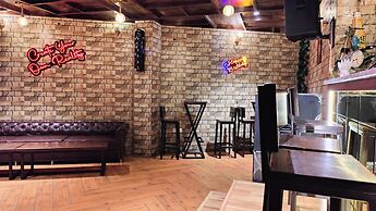Hotel Mandi Heights - Bar, Fine Dining & Banquet Hall