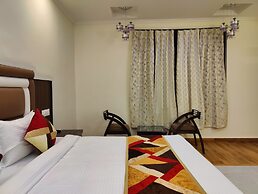 Hotel Mandi Heights - Bar, Fine Dining & Banquet Hall