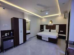 Hotel Mandi Heights - Bar, Fine Dining & Banquet Hall