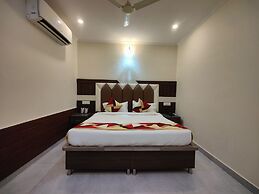 Hotel Mandi Heights - Bar, Fine Dining & Banquet Hall