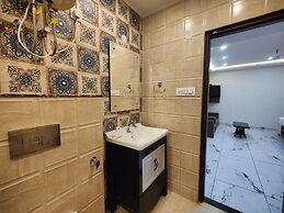 Hotel Mandi Heights - Bar, Fine Dining & Banquet Hall