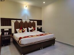 Hotel Mandi Heights - Bar, Fine Dining & Banquet Hall
