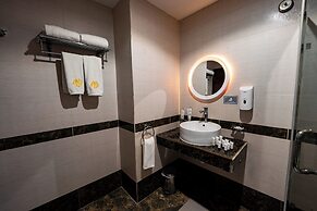 Rizq Palace Hotel
