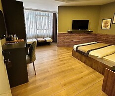 Skymoon Airport Hotel
