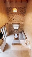 Mani Luxury Suites