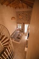Mani Luxury Suites