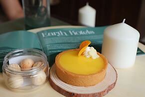 Earth Hotels