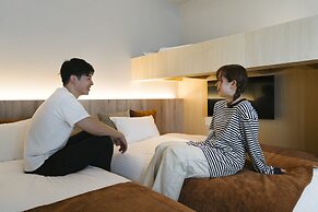 R Hotel Namba South
