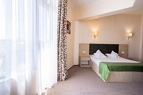 Hotel Bueno