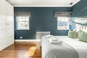 Spacious 3 Bed Flat Putney
