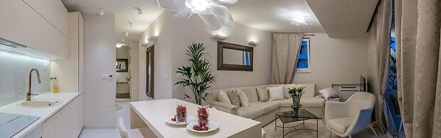 Levelup Apartment Split