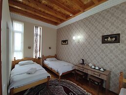 Naqshband Craft Center & Hotel