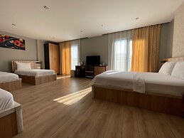 INN PORT HOTEL