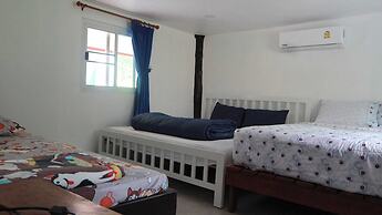 Baan Sabai Guesthouse