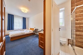 Hotel AURI