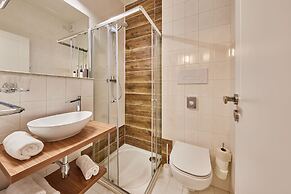 Hotel AURI