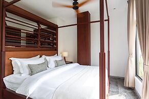 LA. CHRONIQUE HOTEL