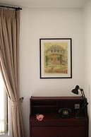 LA. CHRONIQUE HOTEL